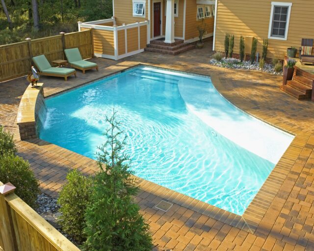 Geometric pool - Master Pools Guild