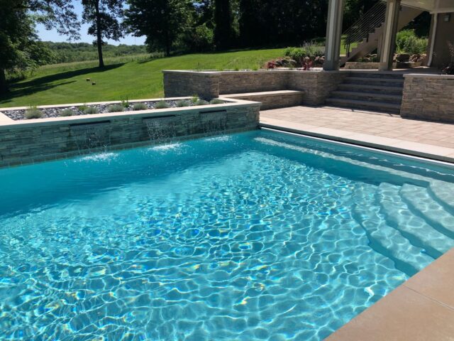Traditional pool - Master Pools Guild